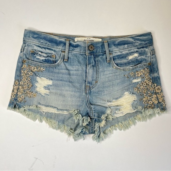 Abercrombie & Fitch Embroidered Floral Sequin Beaded Raw Hem Jean Short Shorts - Picture 1 of 13